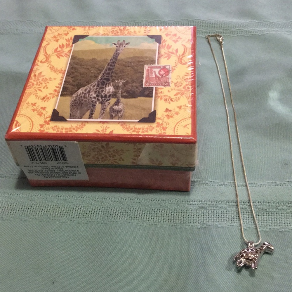 Sterling Silver Giraffe Pearl Necklace & matching Giraffe puzzle NEW Unique Gift